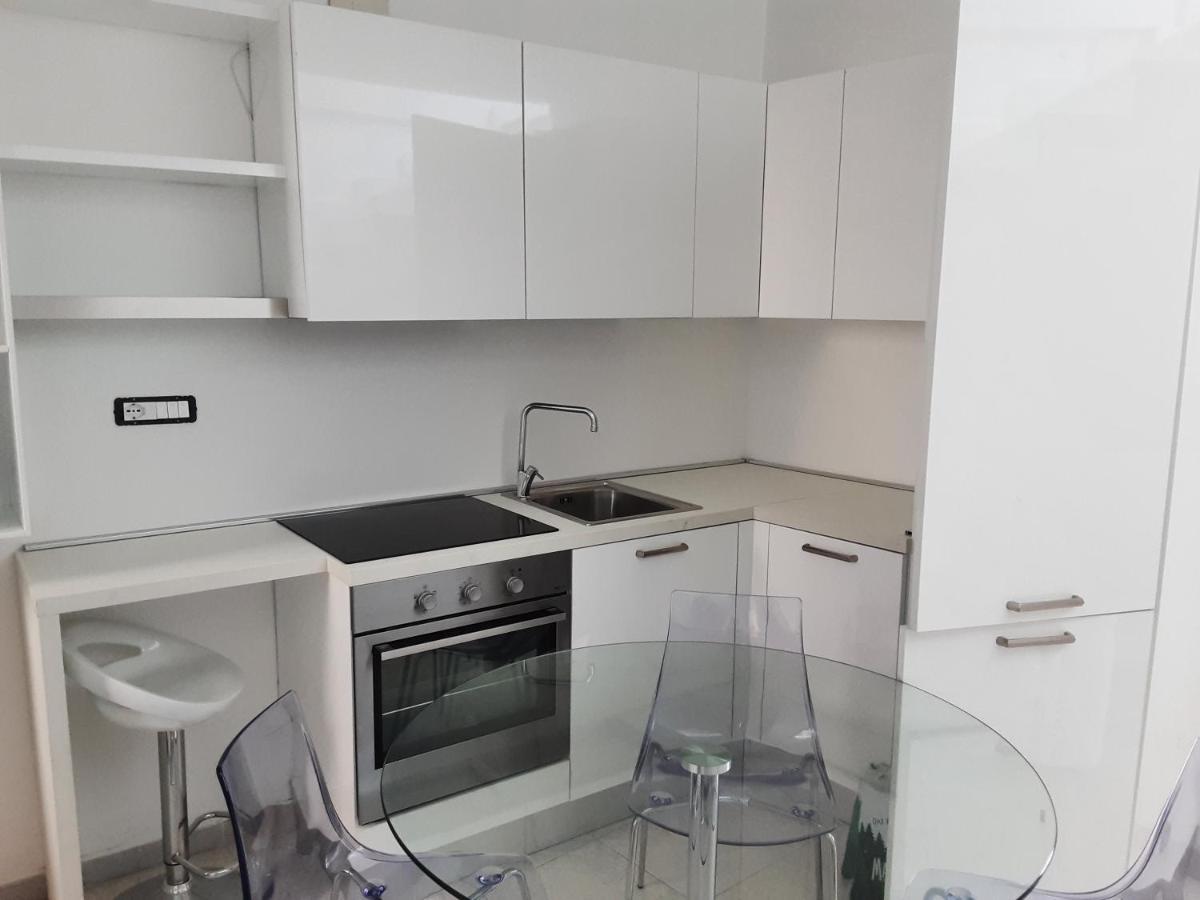 "Lo Studiolo" Apartment 皮佐 外观 照片